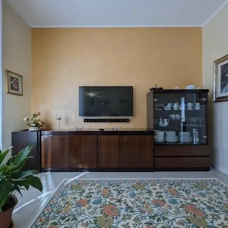 شقة Giardino Wi-fi, Aria Condizionata, Vista