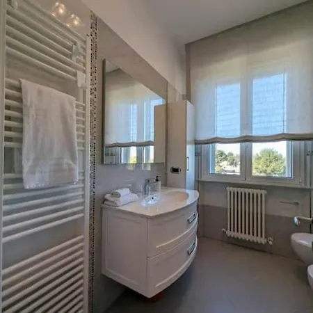 Apartment Giardino Wi-fi, Aria Condizionata, Vista Porto San Giorgio