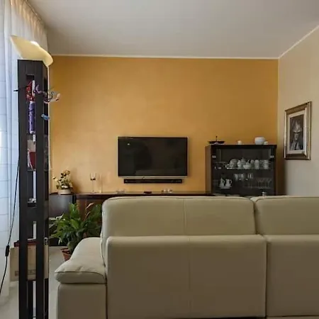 Giardino Wi-fi, Aria Condizionata, Vista شقة